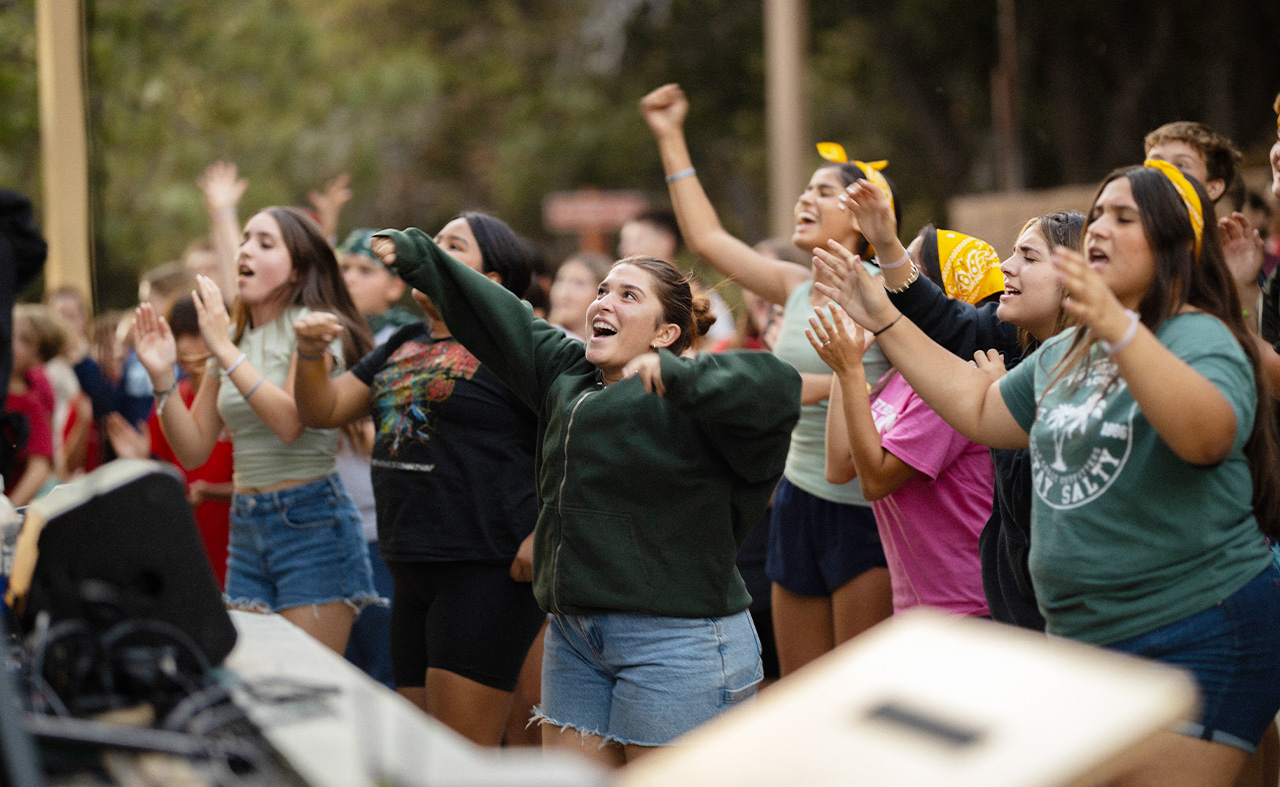 angeles-crest-camp-worship-celebration